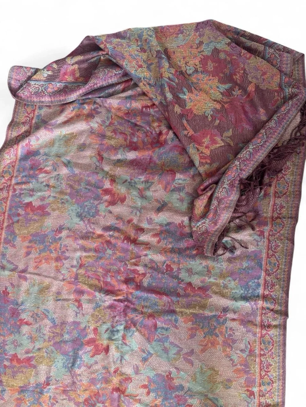 Beautiful 90% cashmere and 10% silk scarf